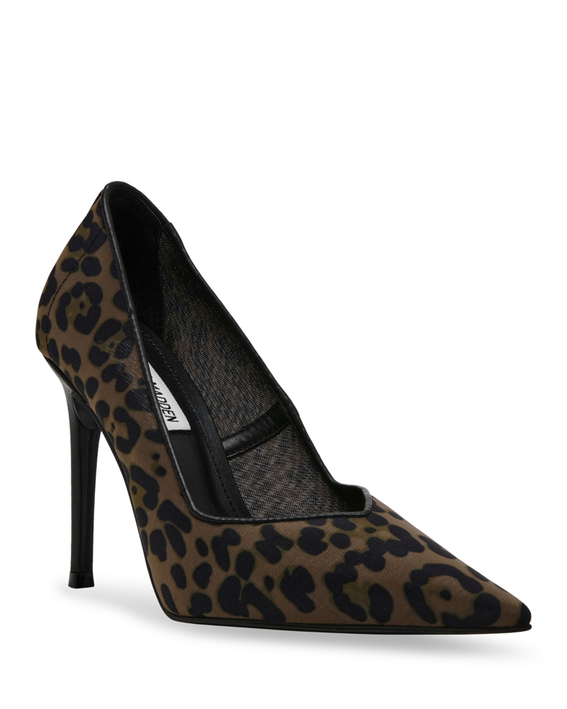 Steve Madden Womens Raz Pumps